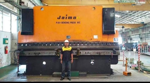 เครื่องพับ PressBrake